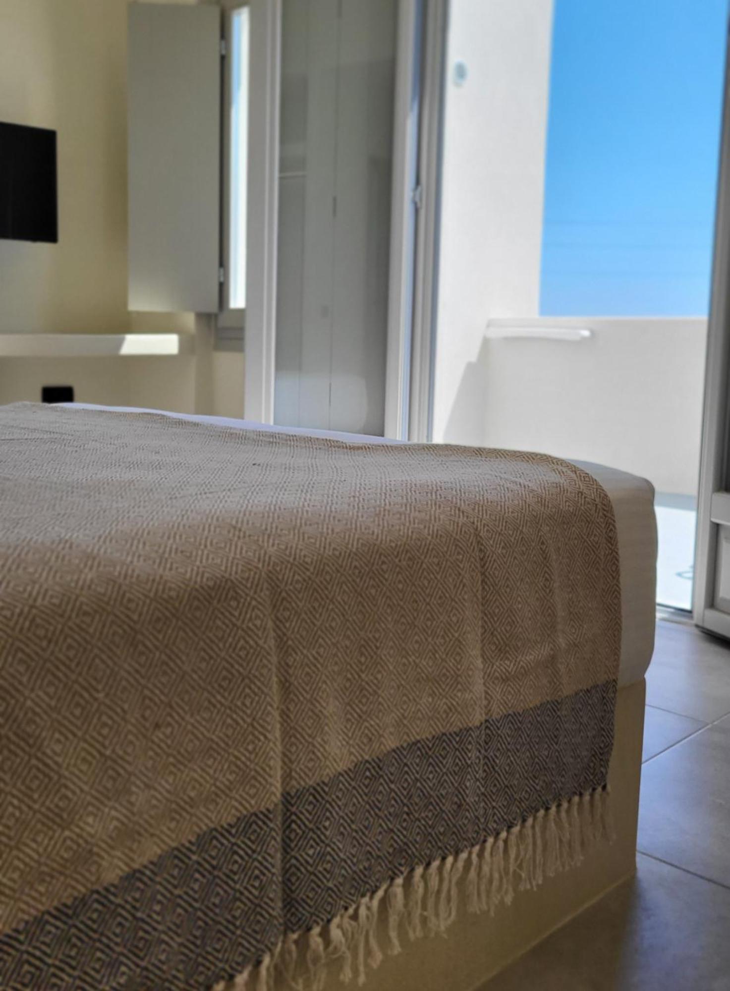 Maeva Suites Santorini Pyrgos Kallistis Exterior foto